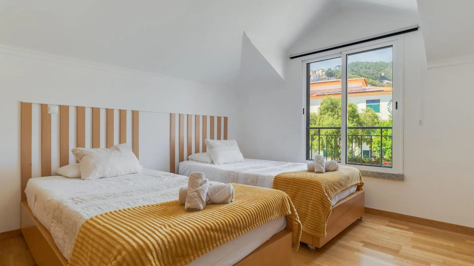 Desert Island Apartment By Atlantic Holiday Caniço 0*,  Portugal