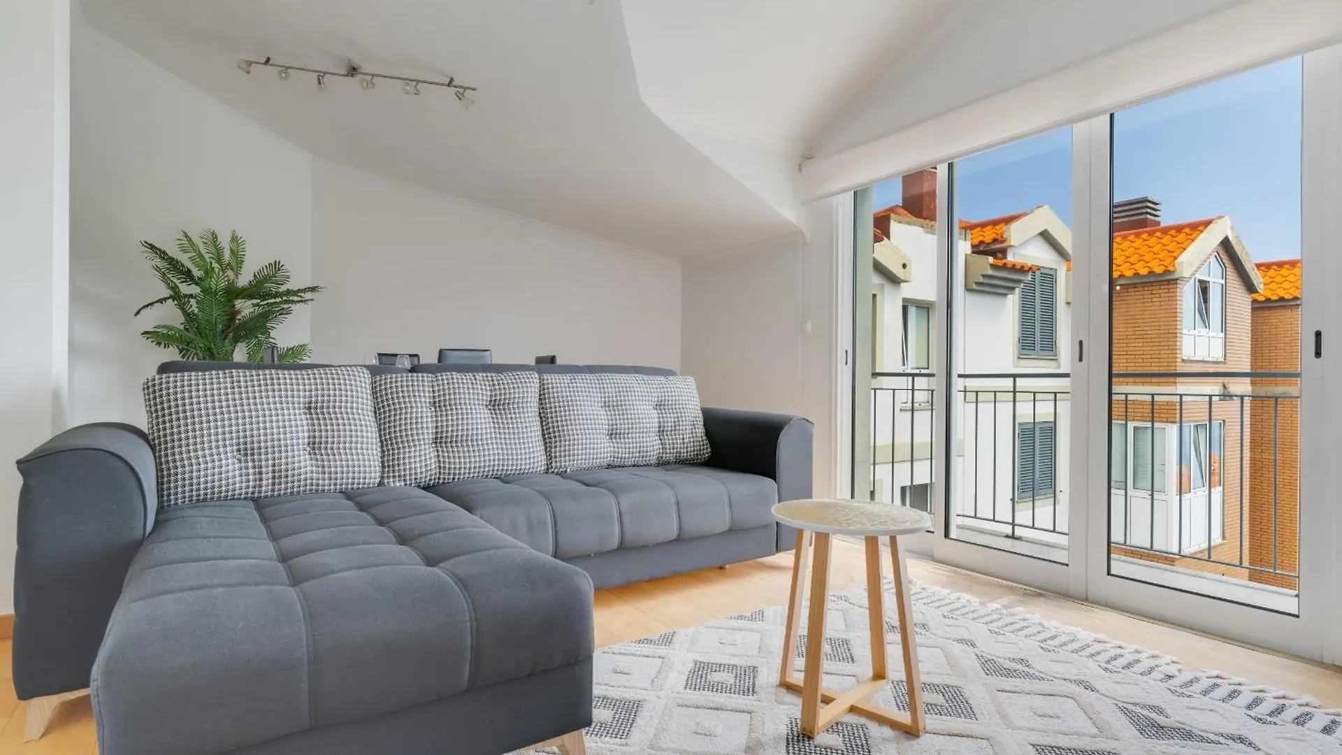 Desert Island Apartment By Atlantic Holiday Canico  Portugal