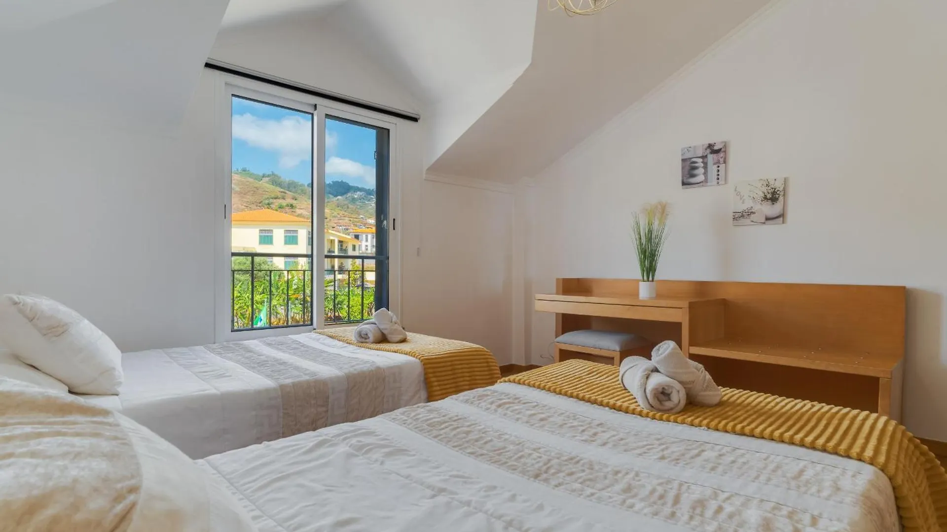 Desert Island Apartment By Atlantic Holiday Canico   Canico (Madeira)